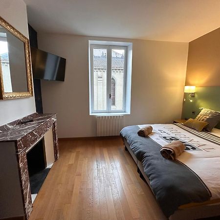 Les Appartements Du Palais Каркасон Екстериор снимка