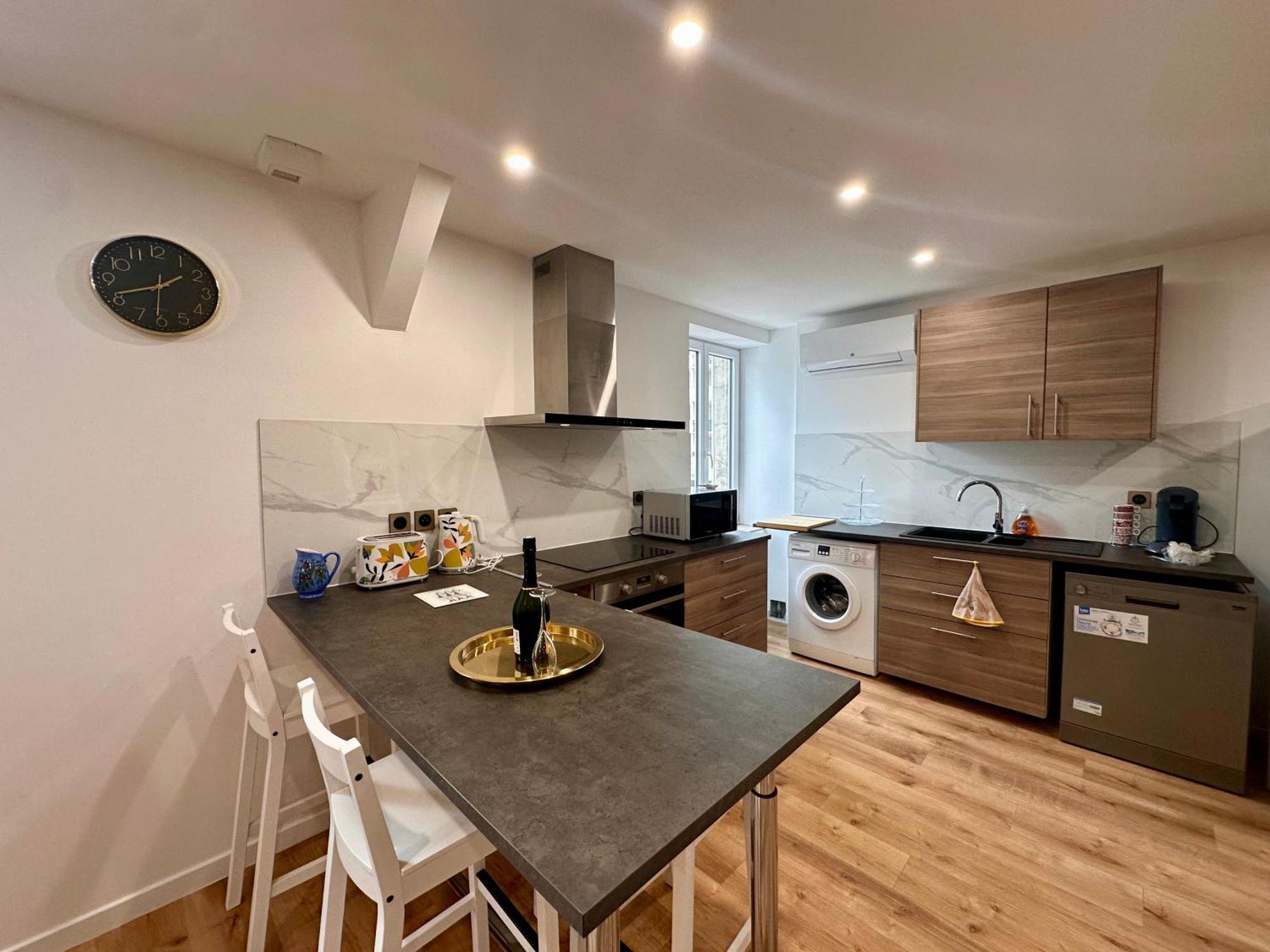 Les Appartements Du Palais Каркасон Екстериор снимка